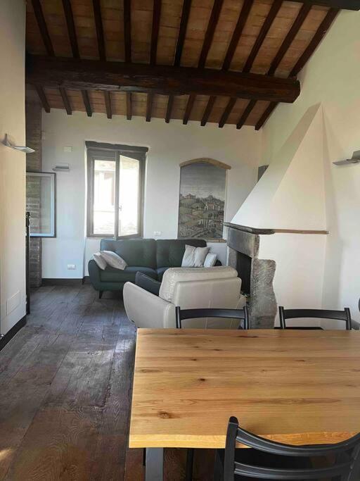 Holiday home Medieval Tower In Umbria With Swimming Pool *