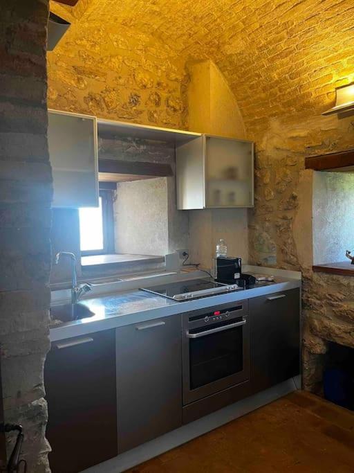 Medieval Tower In Umbria With Swimming Pool *