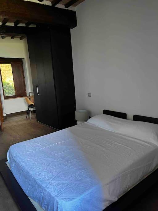 Medieval Tower In Umbria With Swimming Pool Сasa de vacaciones