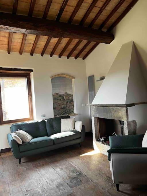 Medieval Tower In Umbria With Swimming Pool *