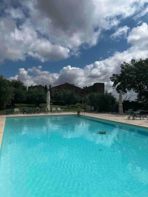 Medieval Tower In Umbria With Swimming Pool * Montelagello