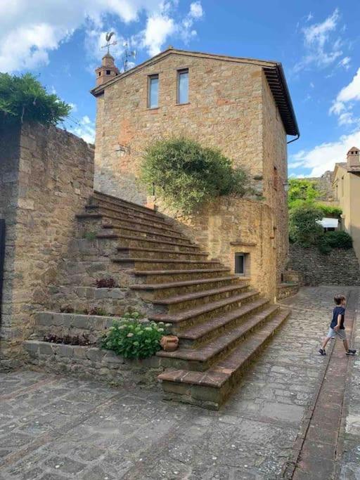 Medieval Tower In Umbria With Swimming Pool